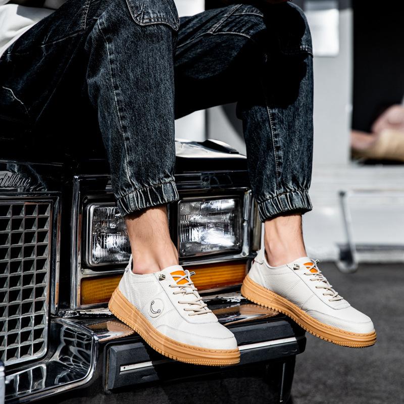 

Xiaobai мужские кроссовки 2025 новая летняя кожаная поверхность Air Force спортивные дышащие мягкая подошва Нет. 1 повседневная обувь для скейтборда мужская кожаная обувь 44 белый