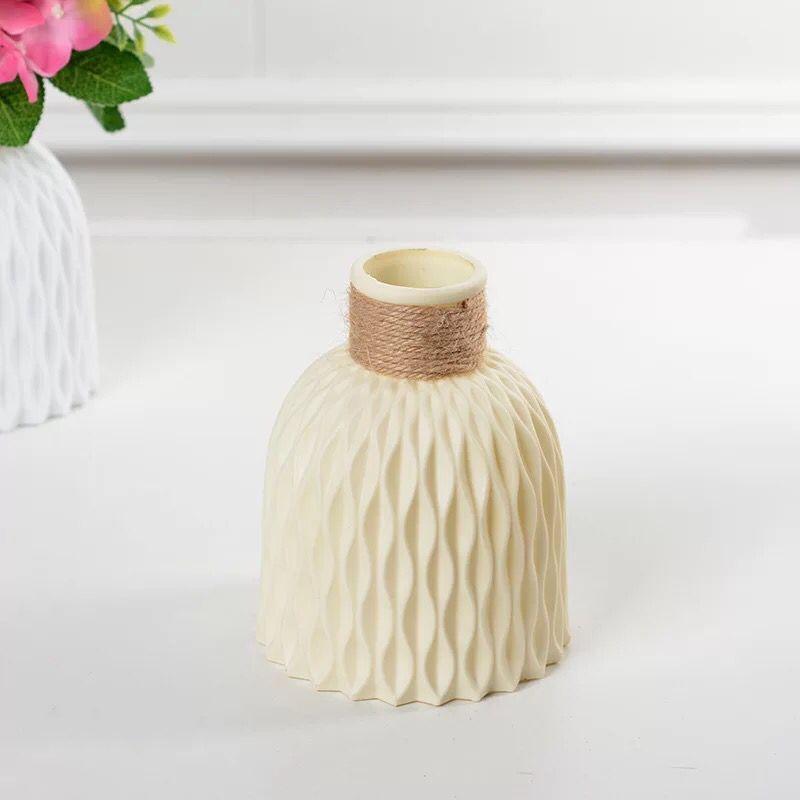 

Modern Imitation Ceramic Vase Flower Pot Home Decoration Plastic Vase Nordic Style Flower Arrangement Home Decoration. Beige