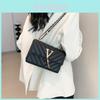Elegant Fashionable Single Shoulder Bag For Women With Stylish Color Options And Trendy Design