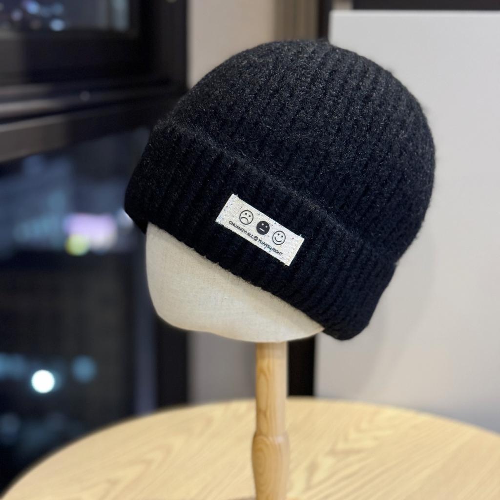 Korean Version Ins Smiling Face Wool Hat for Women Autumn and Winter New Thickened Warm Baotou Hat Showing Face Small Ear Protection Knitted Hat