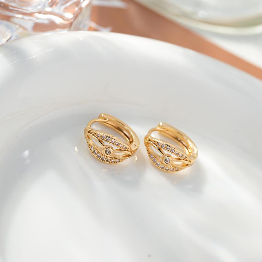 Cross Fashion Light Luxury Zirconia Petal Earrings