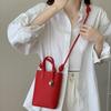 Red Hand-woven Mobile Phone Bag 2026 Super Popular Fashionable Handbag Work Commuting One-shoulder Cross-body Women