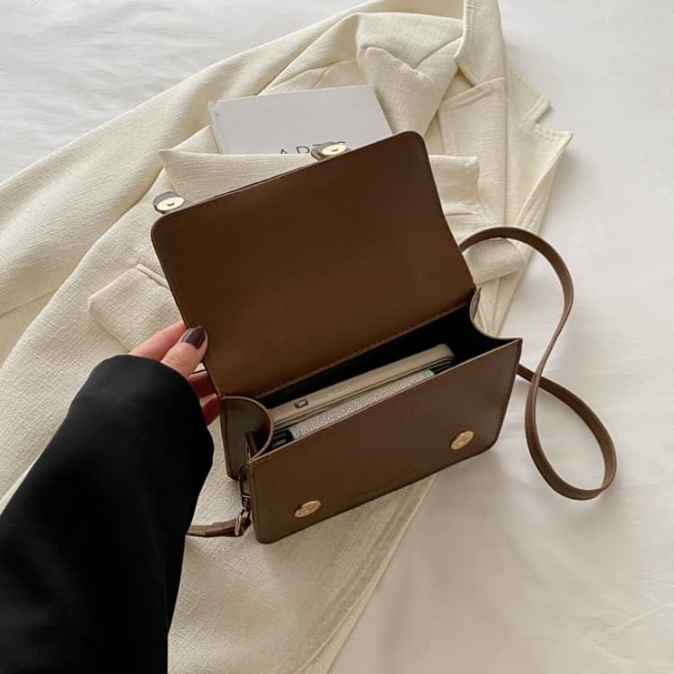 College style ladies flip tote bag messenger bag