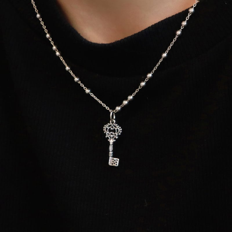 Less Is More Silver Antique Key Necklace