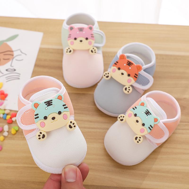 Soft Sole Non-slip Baby Walking Shoes for Boys and Girls (0-1 Year), Spring & Autumn Collection