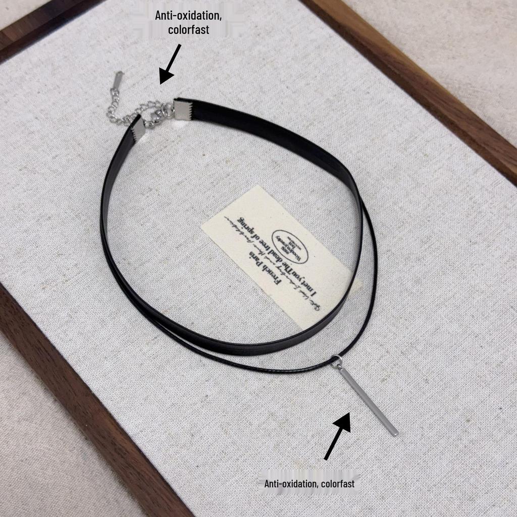 Women's Spicy Style Non-fading Titanium Steel Double Layer Choker with Black Leather Collar and Simple Chain Necklace