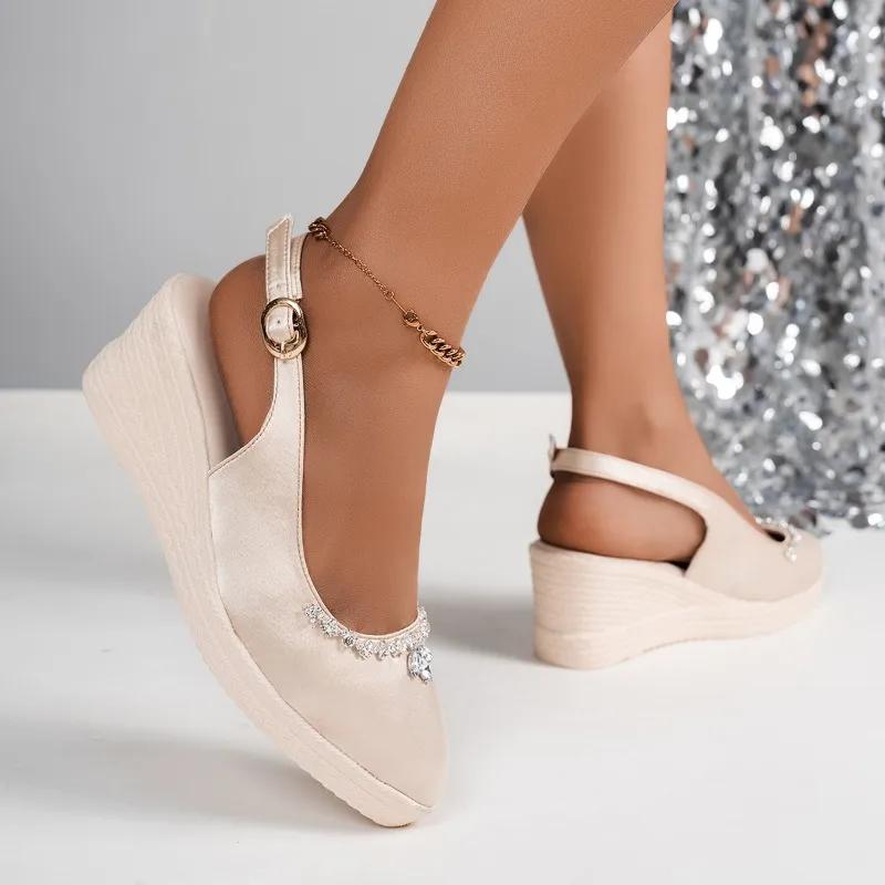 Shoes Female 2025 New Closed Toe Women's Sandals Crystal Casual Buckle Strap Summer Plus Size Best Seller Wedge Sandals