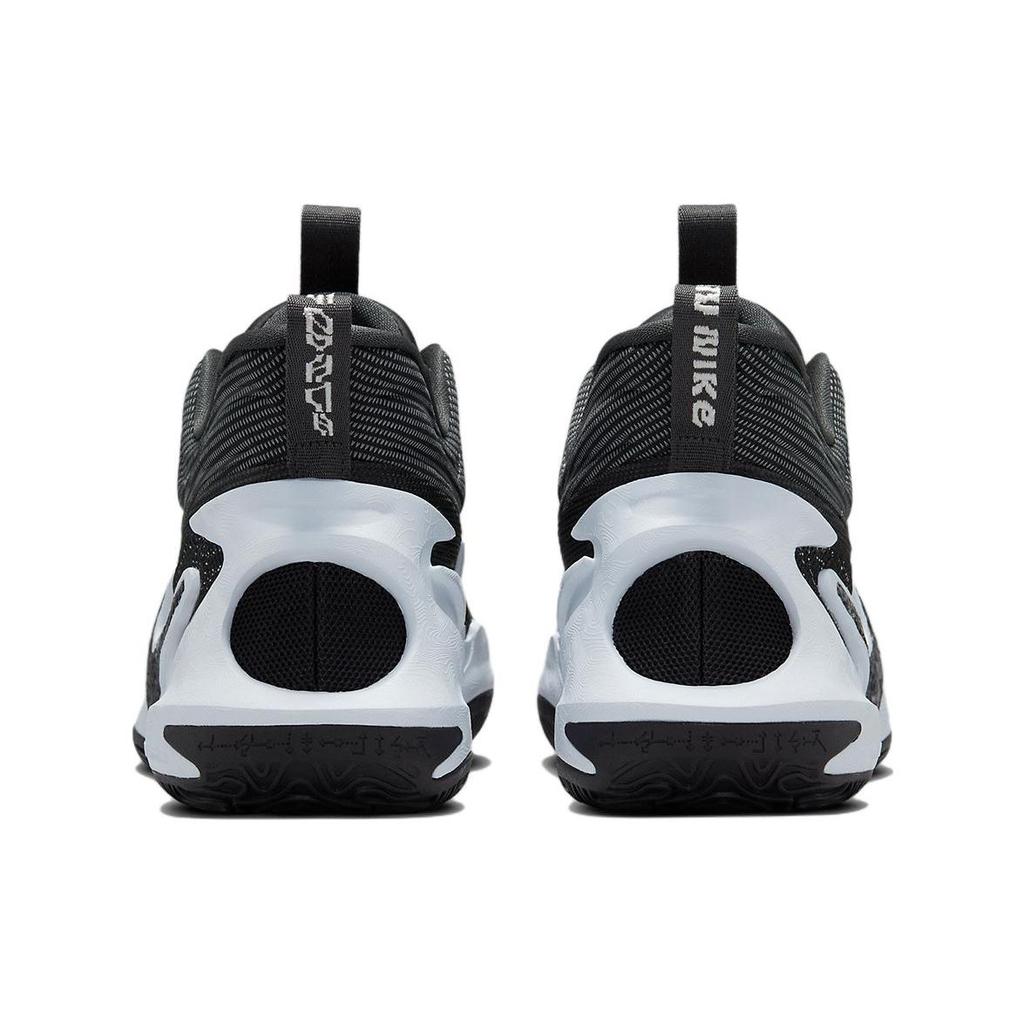 Nike Cosmic Unity 2 EP Black Football Grey Unisex Sneakers Multi-Color Off-Noir DH1536-003