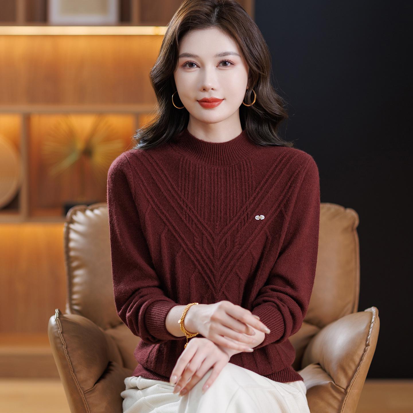 

Elegant Wool Embroidered Sweater for Middle-aged & Elderly Women - Thick Knit, Half-high Collar, Winter Base Layer XL [Recommended 57.5-62.5 kg]