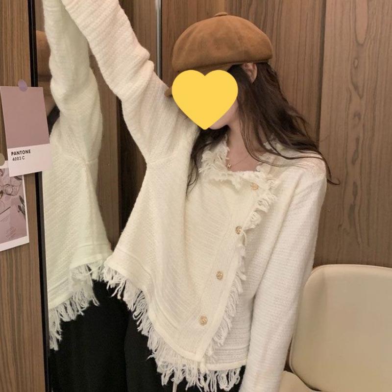 Women's Tassel Soft Knit Cardigan Coat - Slimming Design, Gentle Fashion for Spring and Autumn