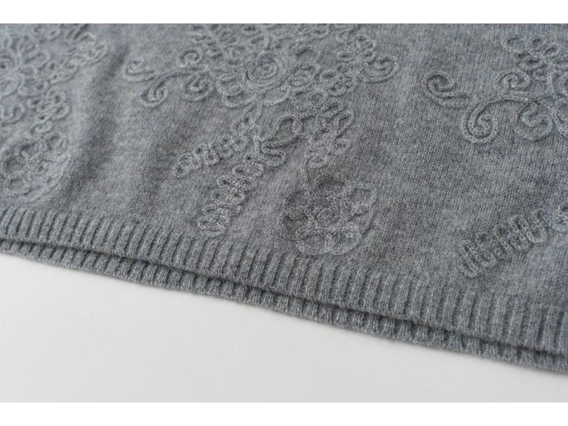 100% Pure Cashmere Hand-Crocheted Versatile Crew Neck Sweater