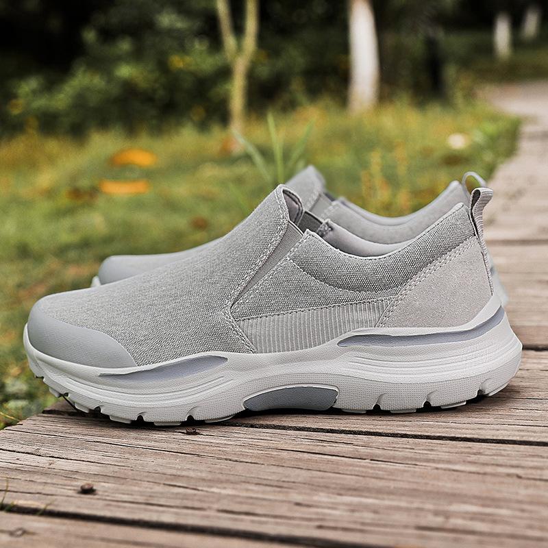 Foreign Trade Large Size Loafers Men's Canvas Breathable Casual Sports Shoes Ultra-light Outdoor One-pedal Beijing Old Cloth Shoes