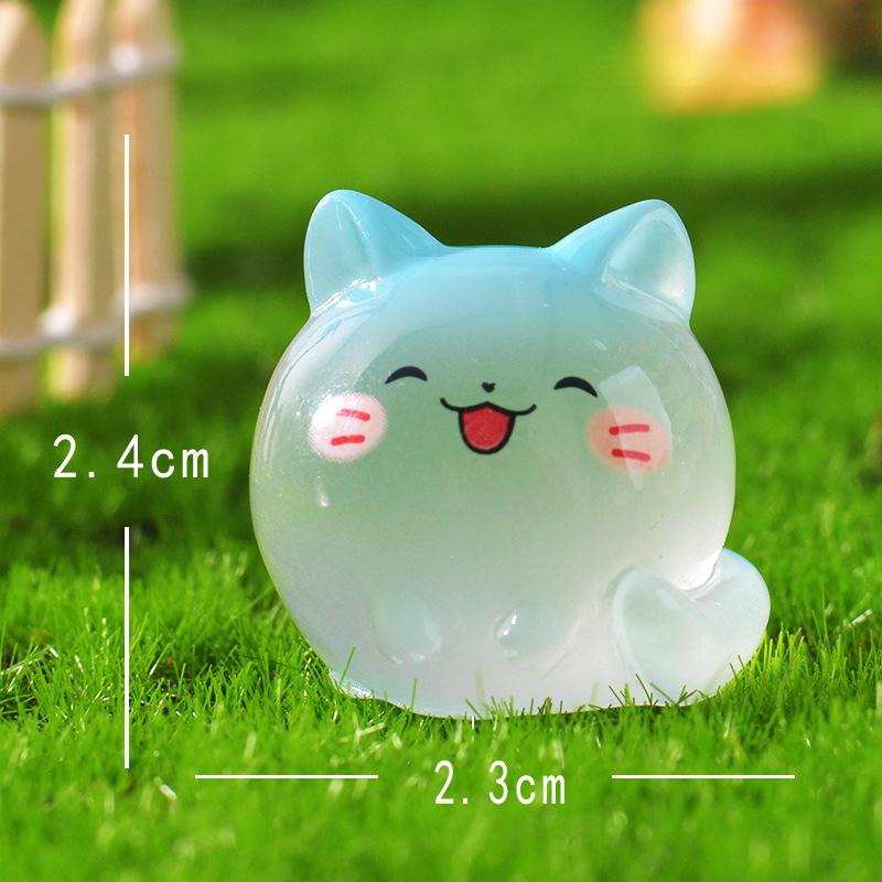 Cute Luminous Kitten Micro-landscape Desktop Ornament, Long-tailed Cat Car Decoration Accessory