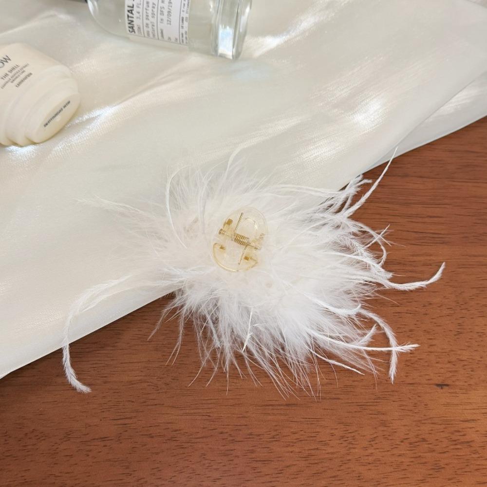 Autumn and Winter New Style Super Fairy Feather Catch Clip Large Hair Volume Large Back of The Head Shark Clip Pure Desire Wind Hair Clip Headdress