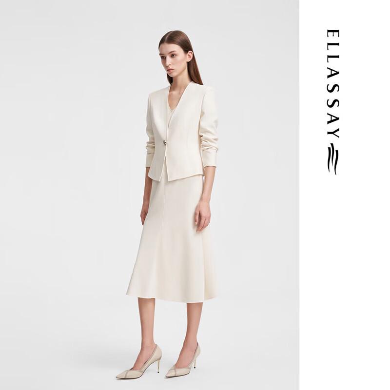 ELLASSAY Women's Sleeveless V-Neck Silk Blend Knit Top