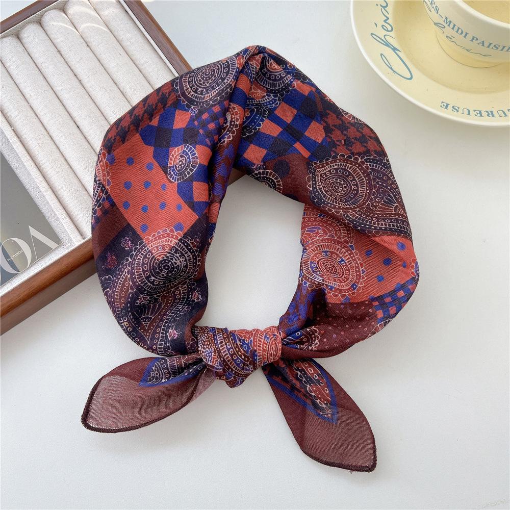 55 Leopard Print Cotton And Linen Silk Scarf Women'S Small Square Scarf Neck Protection Headscarf Decorative Scarf Fashionable Foreign Style Scarf