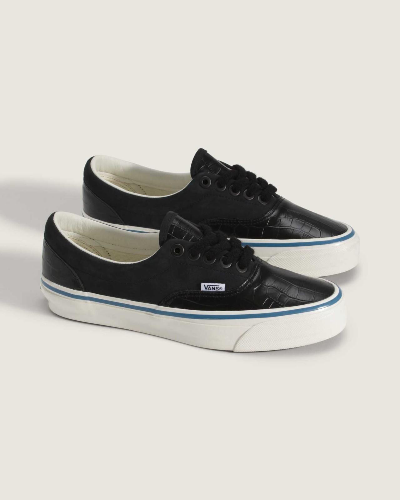VN000E8Y3KY OTW by Vans Era 95 Vibram Black (Men s) 10