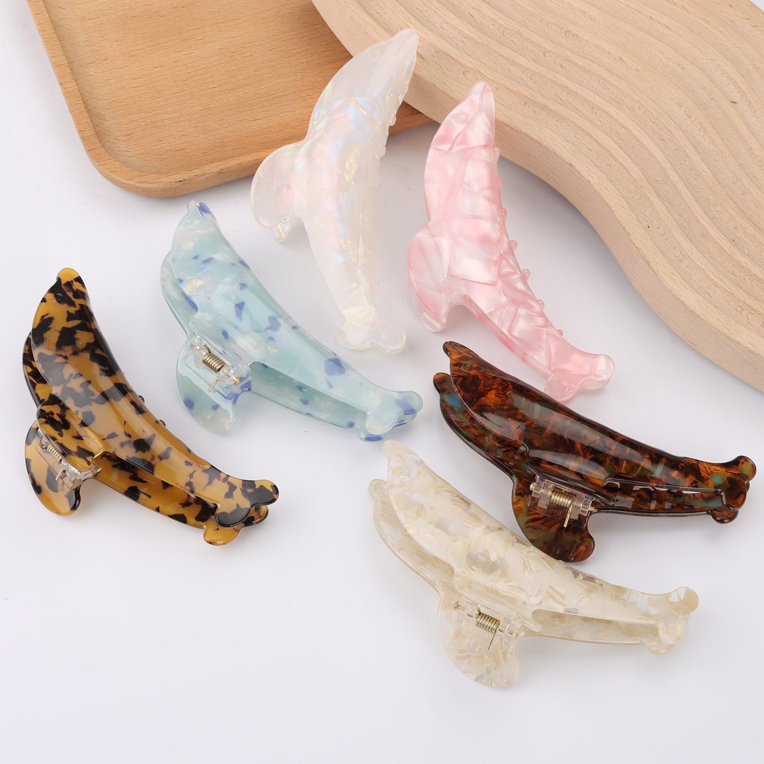 

Dolphin-Shaped PVC Hair Claw Clip - Women s Updo Shark Clip Accessory