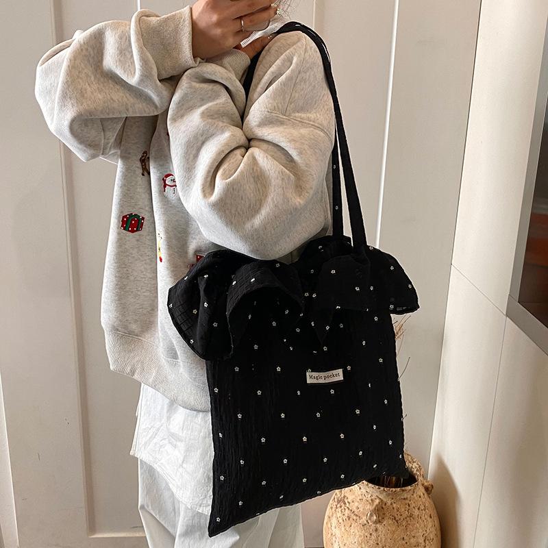 2025 spring and summer new mesh shoulder bag fairy wind lotus leaf edge handbag female vacation sewn chiffon tote bag