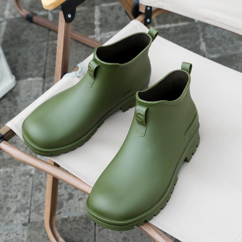 Unisex Waterproof Rubber Ankle Boots with Fleece Lining - Non-Slip and Lightweight for Outdoor Wear