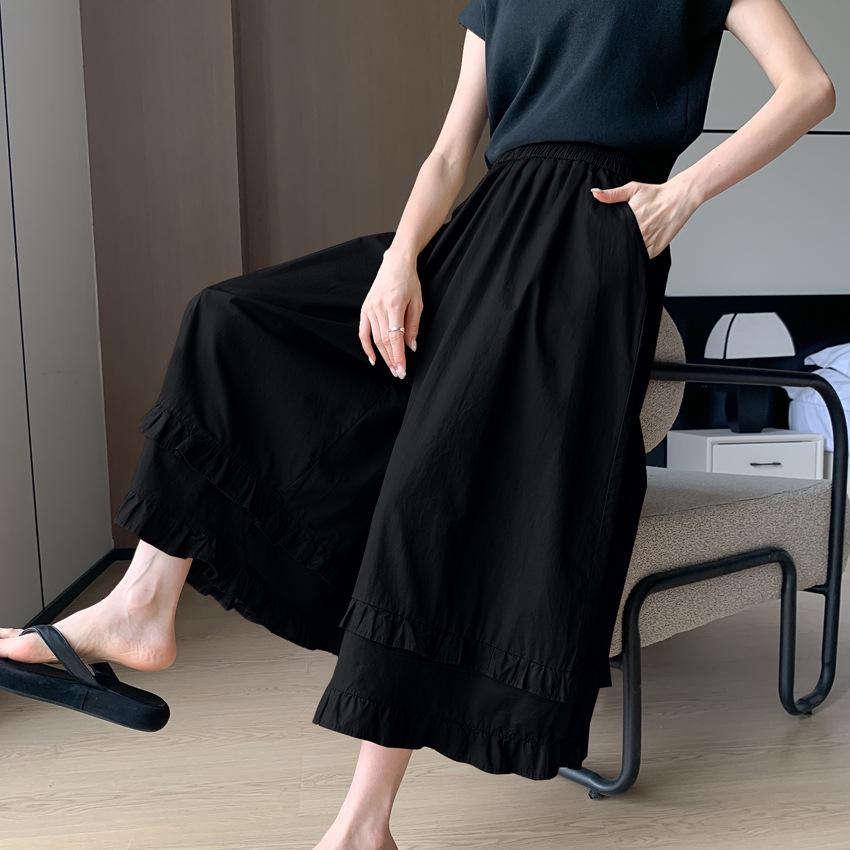 

2026 Plus Size Spring/Summer Wide-Leg Ruffle Skirt Pants – Japanese Style, Solid Color, Slimming, Breathable, Versatile. 3XL чёрный