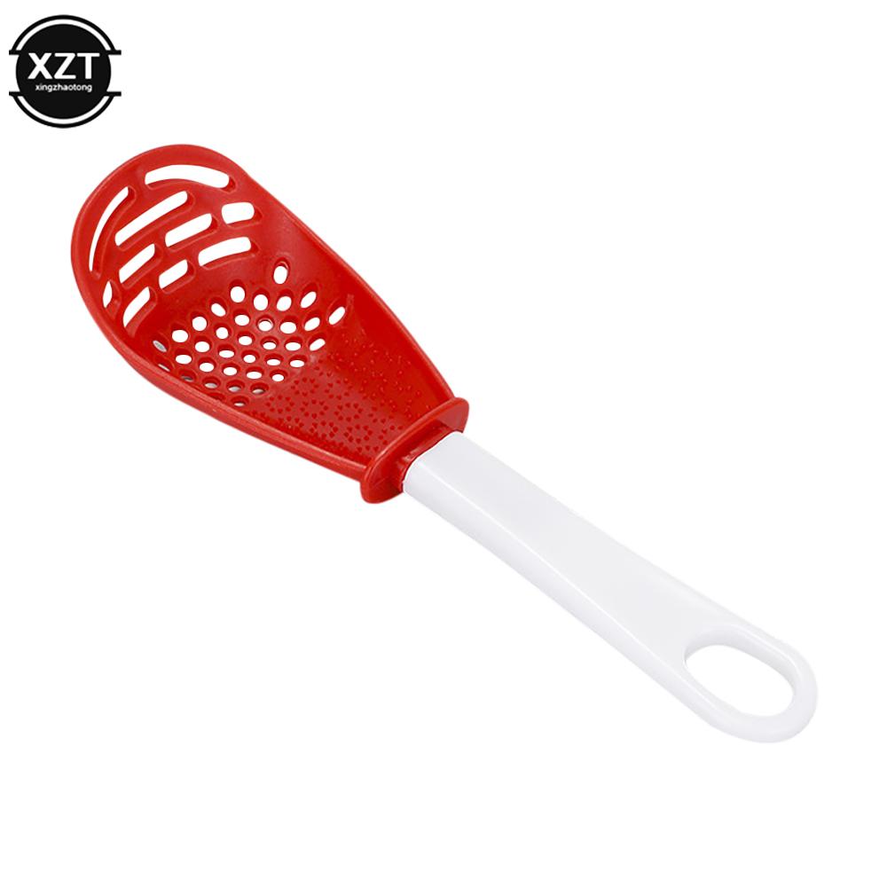 1Pcs Multifunctional Filter Colander Household Kitchen Grinding Spoon Grinding Ginger Garlic Press Silicone Egg White Separator красный