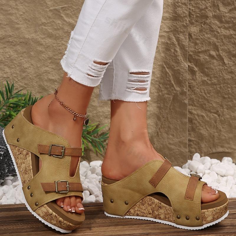 Fashion Women's Thick Sole Sloping Heel Casual Slippers 2025 Summer New Fashion Buckle Strap Outdoor Beach Open Toes Comfortable Sandals