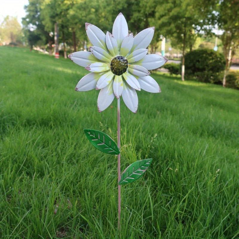 

Garden Decor for Outside, Metal Flowers Decorative Garden Stakes for Decor, Yard Garden Decorations for Outdoor Lawn Porch Patio белый