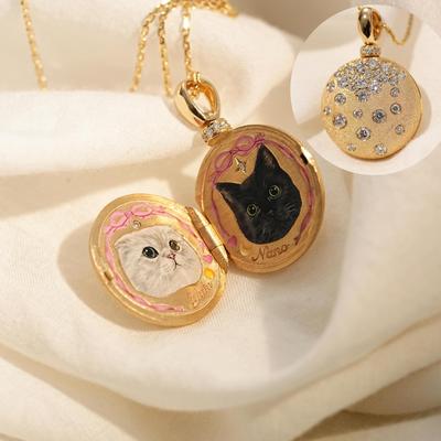Personalized Open And Close Album Pendant, Moon Star Fashion Simple Necklace, Electroplated Gold Color Retention
