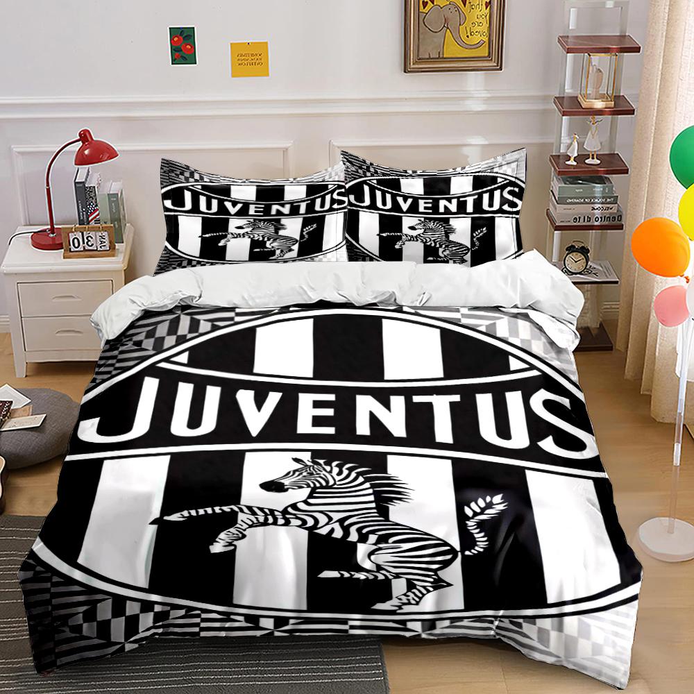 Juventus Black and White Zebra Logo Bedding Set (1 Duvet Cover, 2 Pillowcases, Duvet Not Included) Sofas