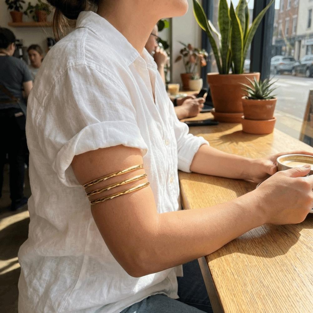 Multilayer Coil Open Arm Bangles Gold Hyperbolic Cuff Bangle Adjustable Snake Armband  Party