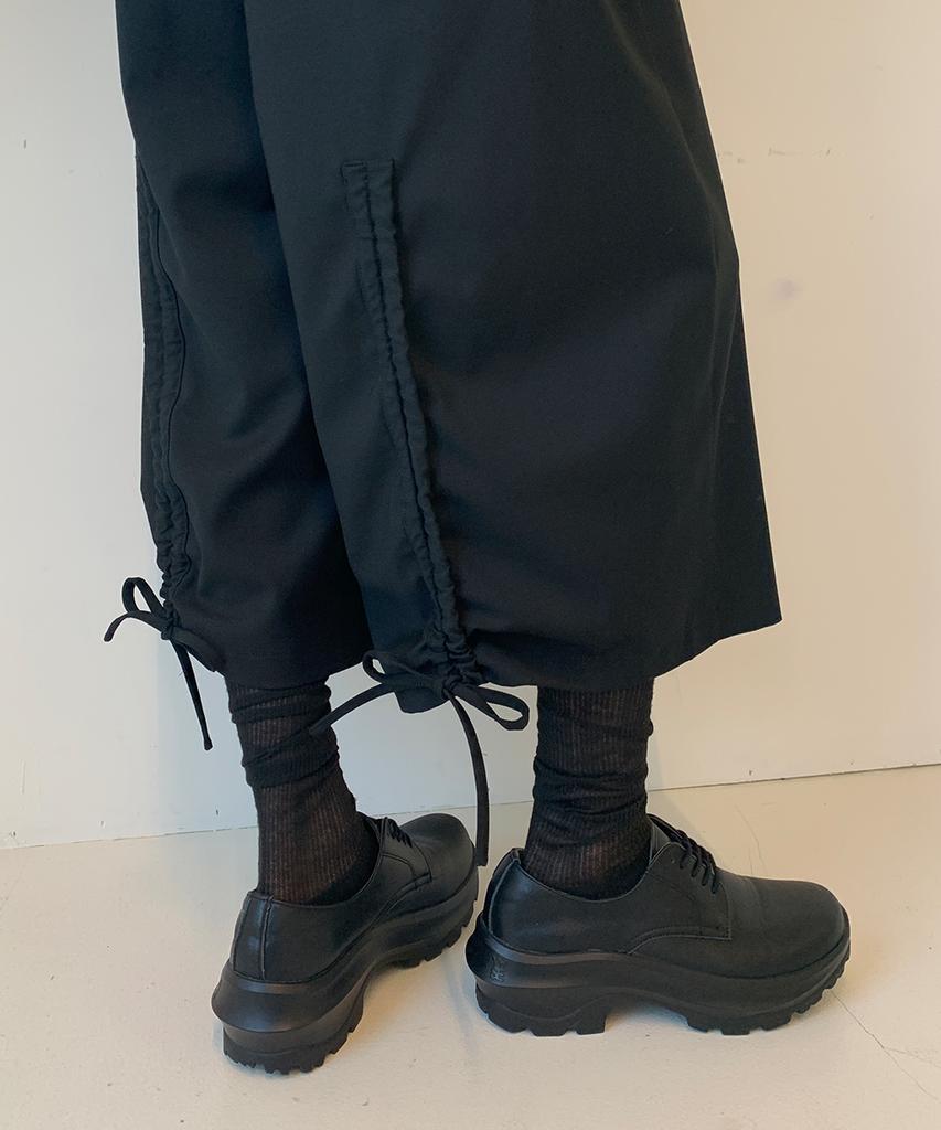 RONRON Ribbon Pocket Shirring Bermuda Pants Black