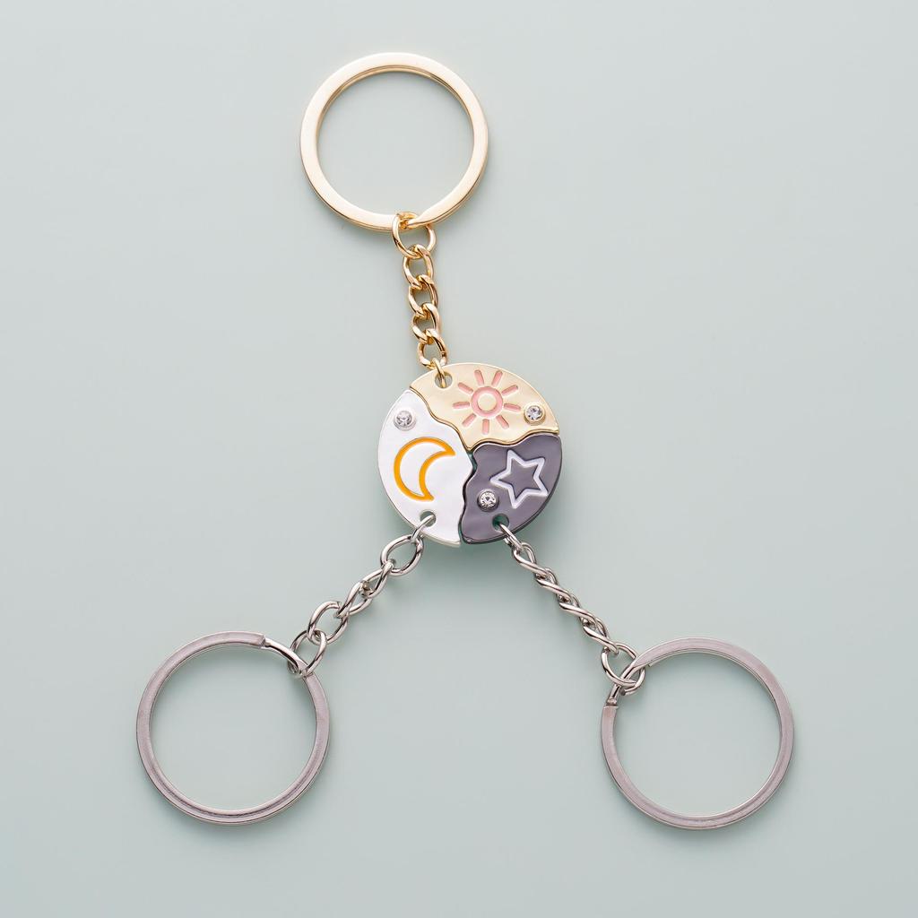Best Friend Magnetic Necklace: Cute Back-to-School Gift & Birthday Pendant for Her