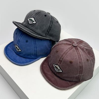 Berretti e cappelli – Berretti e cappelli con visiera