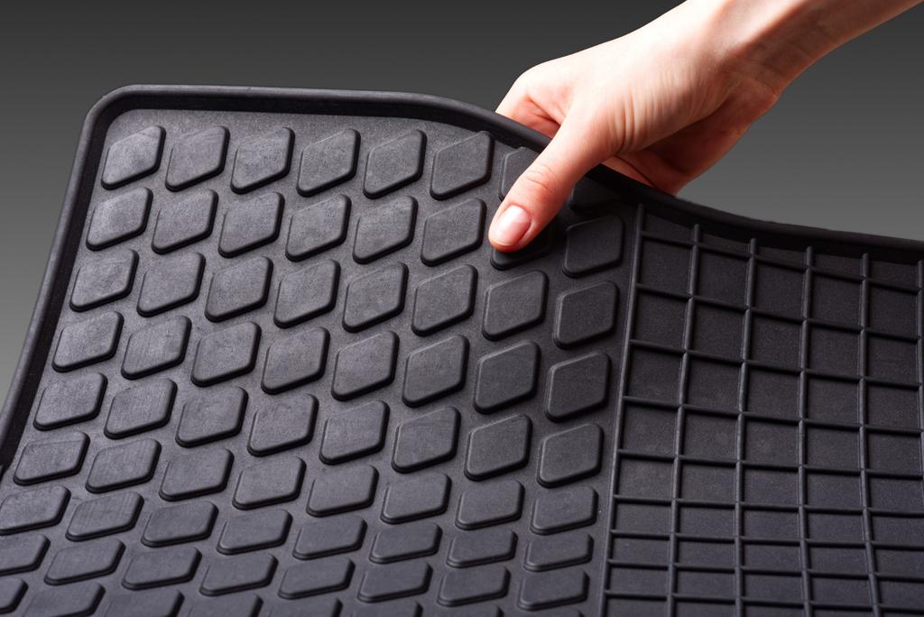 Dywaniki Motohobby 150103 + OSŁONA 200000/1 - Opel Astra III H 2004-2014 STOP. OP przód - ZAMONTOWANE