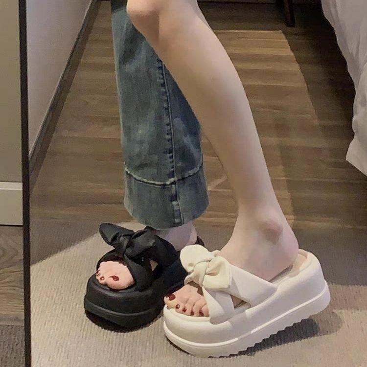 Casual explosive slippers women's outer wear bow versatile summer 2025 new muffin thick bottom one-word cool slippers