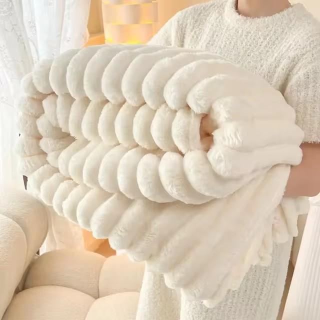 Light Luxury Solid Thickened Imitation Rabbit Fur Plush Sofa Blanket Season Universal Thick Warm Air Conditioning Nap Blanket