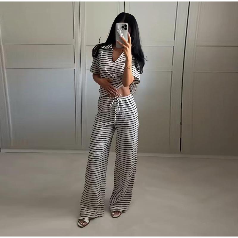 Damski teksturowany dzianinowy zestaw topu i spodni z dekoltem w serek, codzienny, wszechstronny styl, lato nowy damski zestaw ubrań z krótkim rękawem i spodniami w paski, luźny