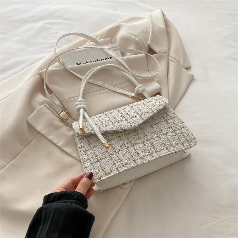 

Fashionable Summer Casual Small Square Bag For Women Stylish Minimalist Shoulder Crossbody In Black And White білий