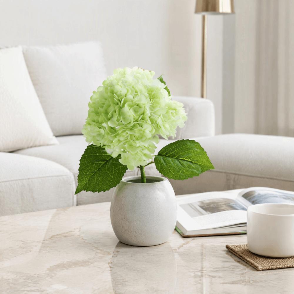 Silk Material Artificial Hydrangea Bouquet Wedding Hydrangea Stems  Office Decoration