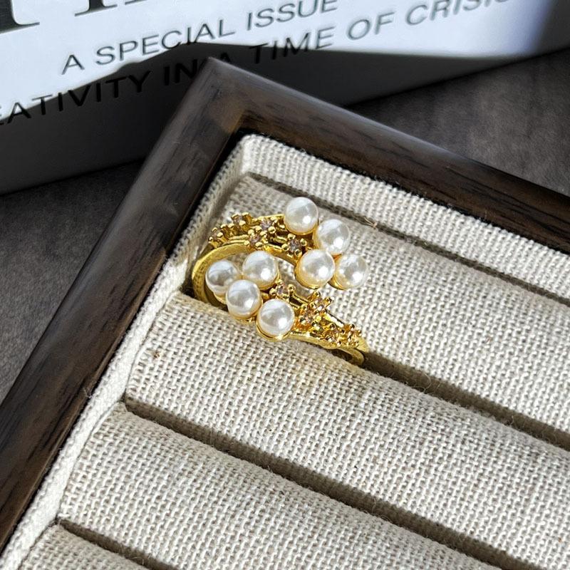 

2026 Autumn and Winter Gentle Romantic Maple Leaf Temperament Light Luxury Ring Women s Adjustable Butterfly Flower Niche Ins Fashion Ring Resizable