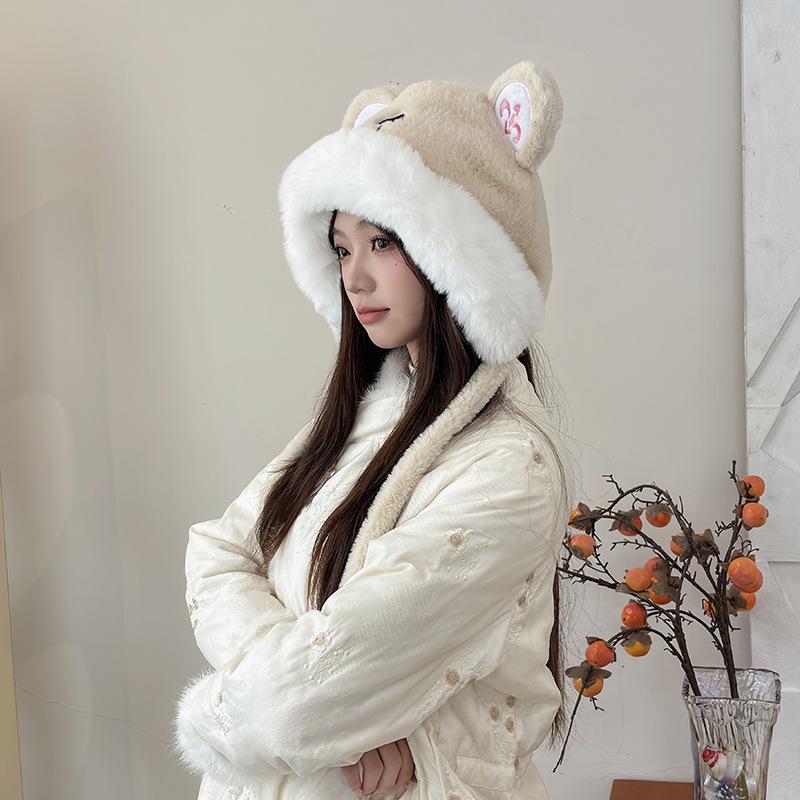 Cute Bear Hat Women's 2025 New Winter Plush Ear Protector Hat Shows a Small Face, Plush Thickened Warm Hat