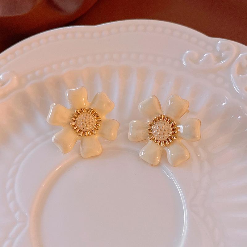 Korean Fashion Geometric Stud Earrings Vintage Zirconia Flower Bridal Earring Party Accessories For Women Ear Jewelry Gifts