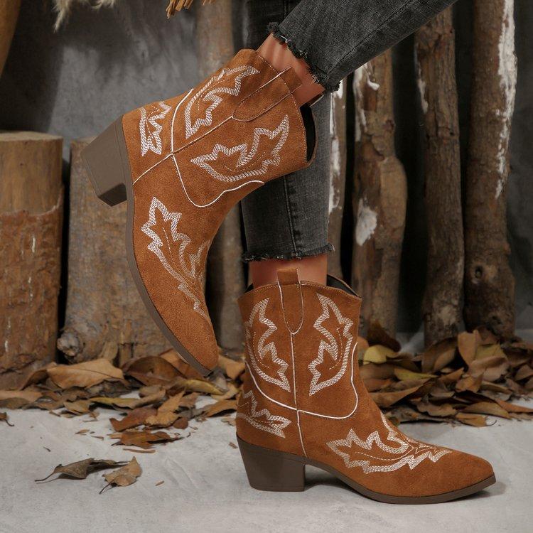 Fashion Woman  Suede Boots Fashion Slip On Ladies Embroider Square Heel  Retro Pointed Toe Women's Mid Calf  Boots Shoes Footwear 954