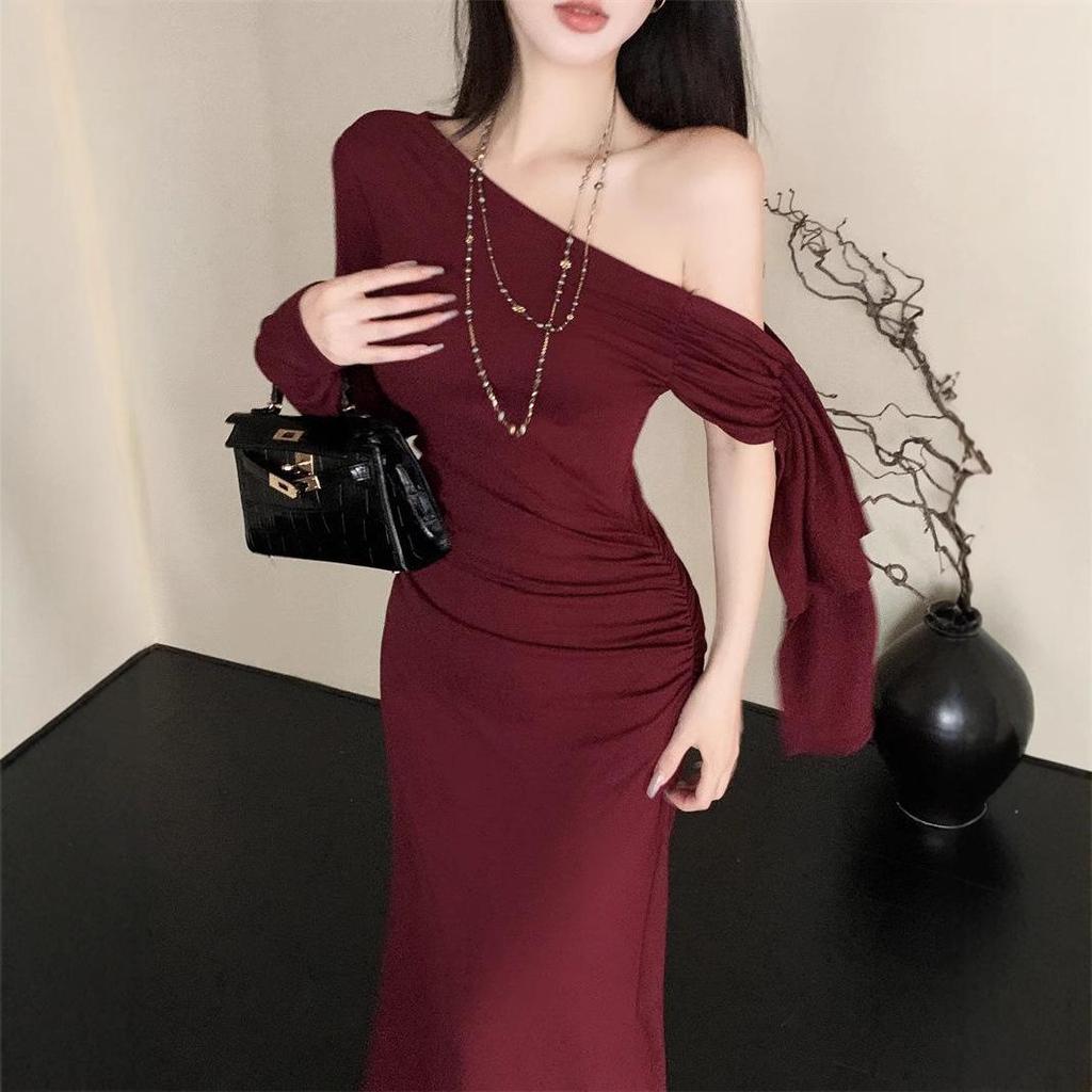 Verano 2025 Vestido Asimétrico de Manga Larga Ajustado Sexy Bodycon con Drapeado en Cadera