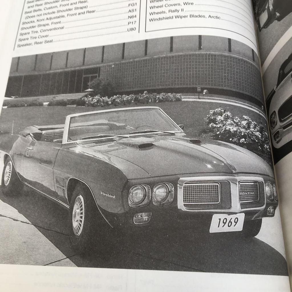[USED] Firebird Car Catalog Foreign Books