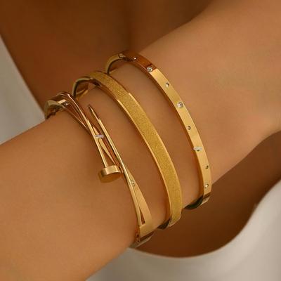 Titanstahl Diamant Nagel Armreif - Damen Minimalistische Mode, Heiß verkaufendes Damen Accessoire