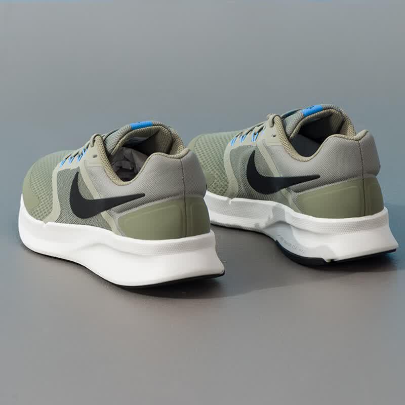 Nike Men's DR2695-300 Road Running Shoes