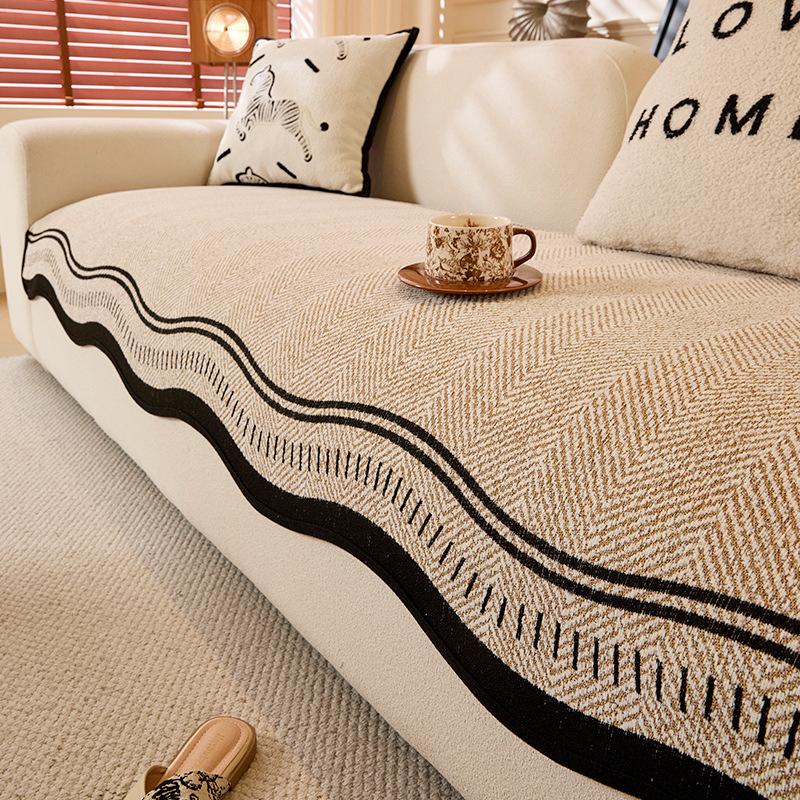 The New Chenier Special-Shaped Sofa Cushion Is Universal In All Seasons, Irregular Sofa Cushion, A Cover Cloth, Non-Slip.