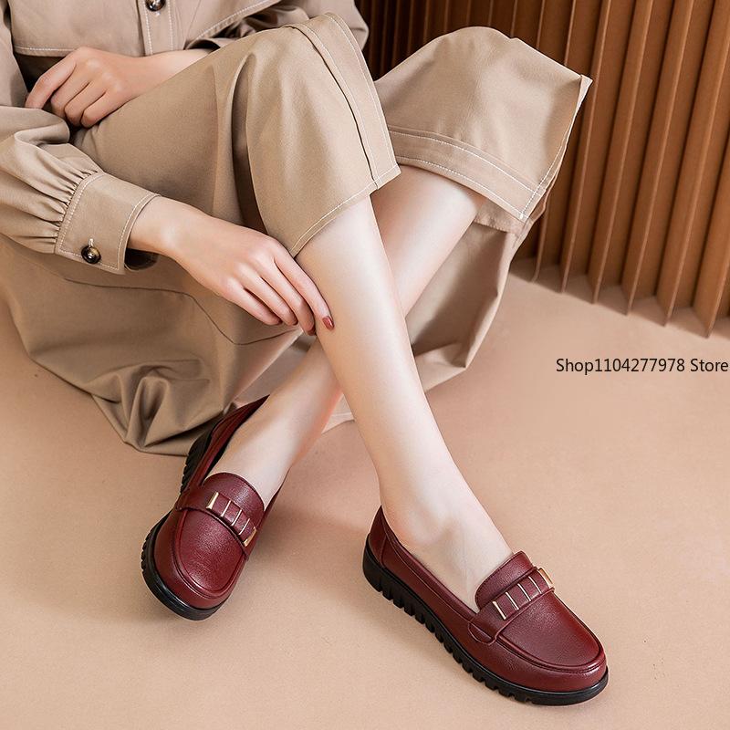 Fashion Pu Leather Women's Shoes Loafers 2025 Flats Slip On Casual Flat Shoes Women White Footwear Zapatos De Mujer Plus Size 42